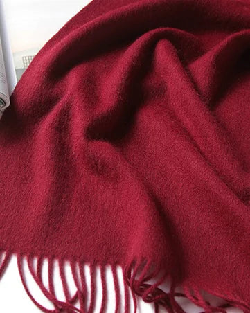 Bordeaux VIONIS·XY cashmere scarf made of 100% Inner Mongolia cashmere, rich color and smooth flowing drape